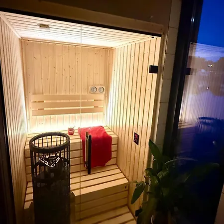 One Of The Kind Houseboat Experience +boat Villa