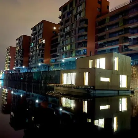 One Of The Kind Houseboat Experience +boat