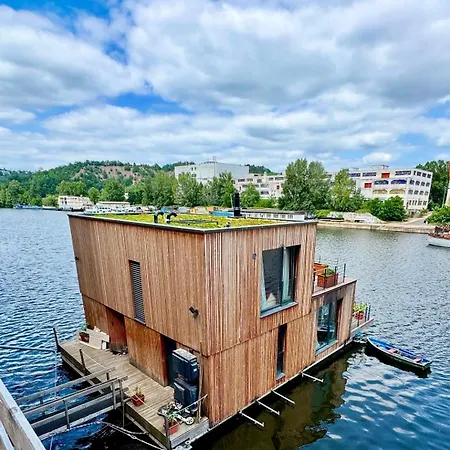 One Of The Kind Houseboat Experience +boat