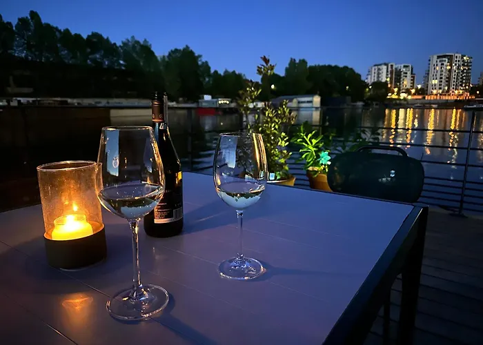 One Of The Kind Houseboat Experience +boat Villa